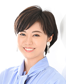 瀧口 友里奈 氏